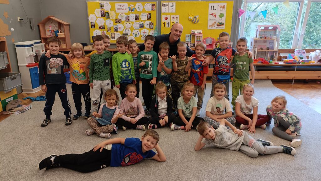 WIZYTA EKSPERTA – SPOTKANIE Z NAUCZYCIELEM JĘZYKA ANGIELSKIEGO CZYLI LEKTOREM