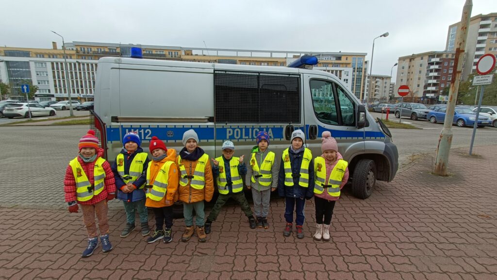 WYCIECZKA NA KOMISARIAT POLICJI